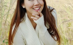 玩弄高耸白嫩的乳峰A片